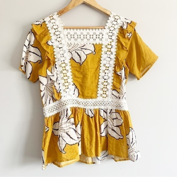NWT Sadie & Sage Floral Lace Yellow & White Peplum So Sunny Top Size S - Picture 9 of 11